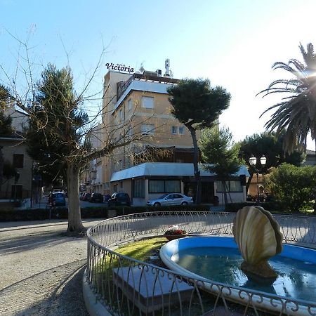 Hotel Victoria Porto San Giorgio Exteriör bild