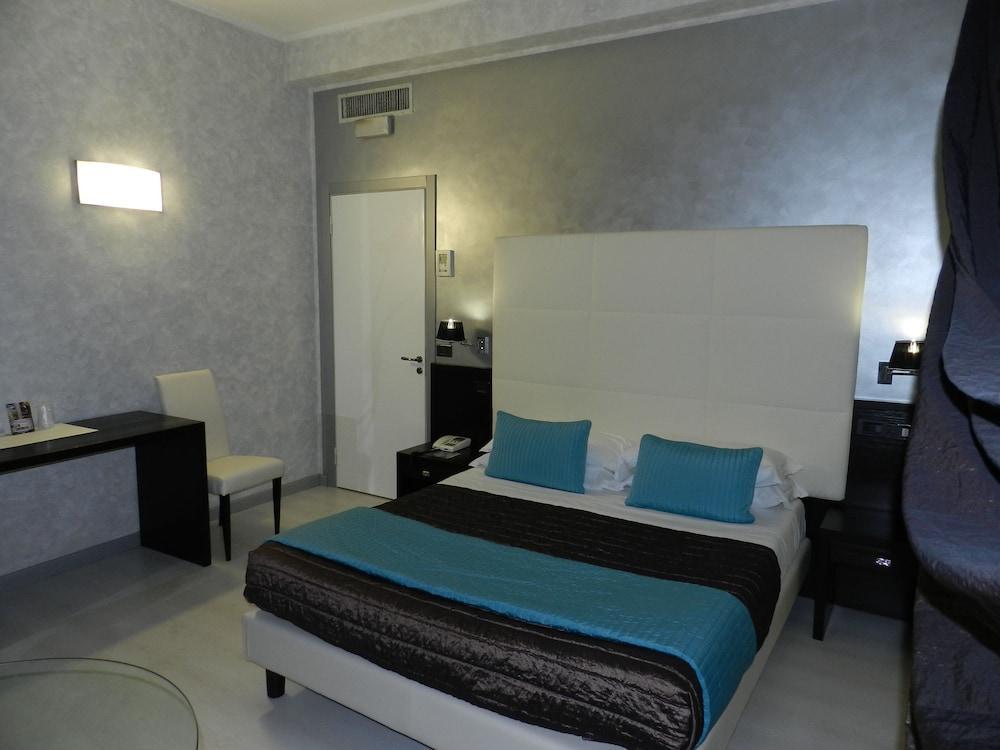 Hotel Victoria Porto San Giorgio Exteriör bild
