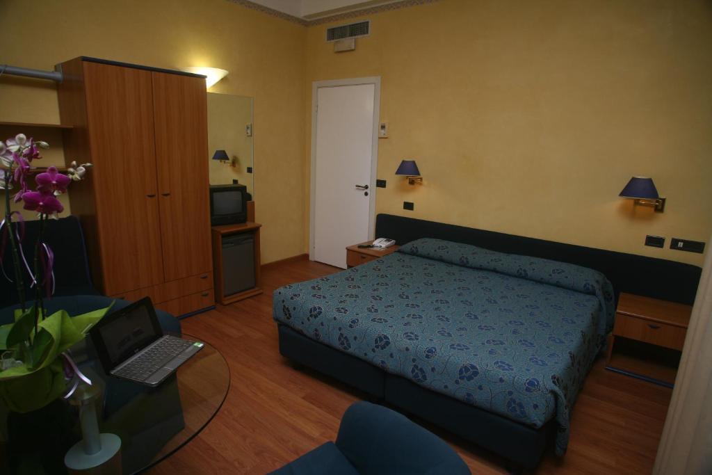 Hotel Victoria Porto San Giorgio Rum bild