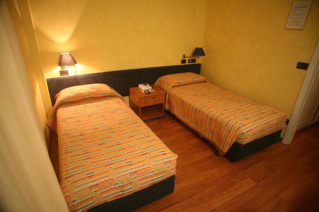 Hotel Victoria Porto San Giorgio Rum bild