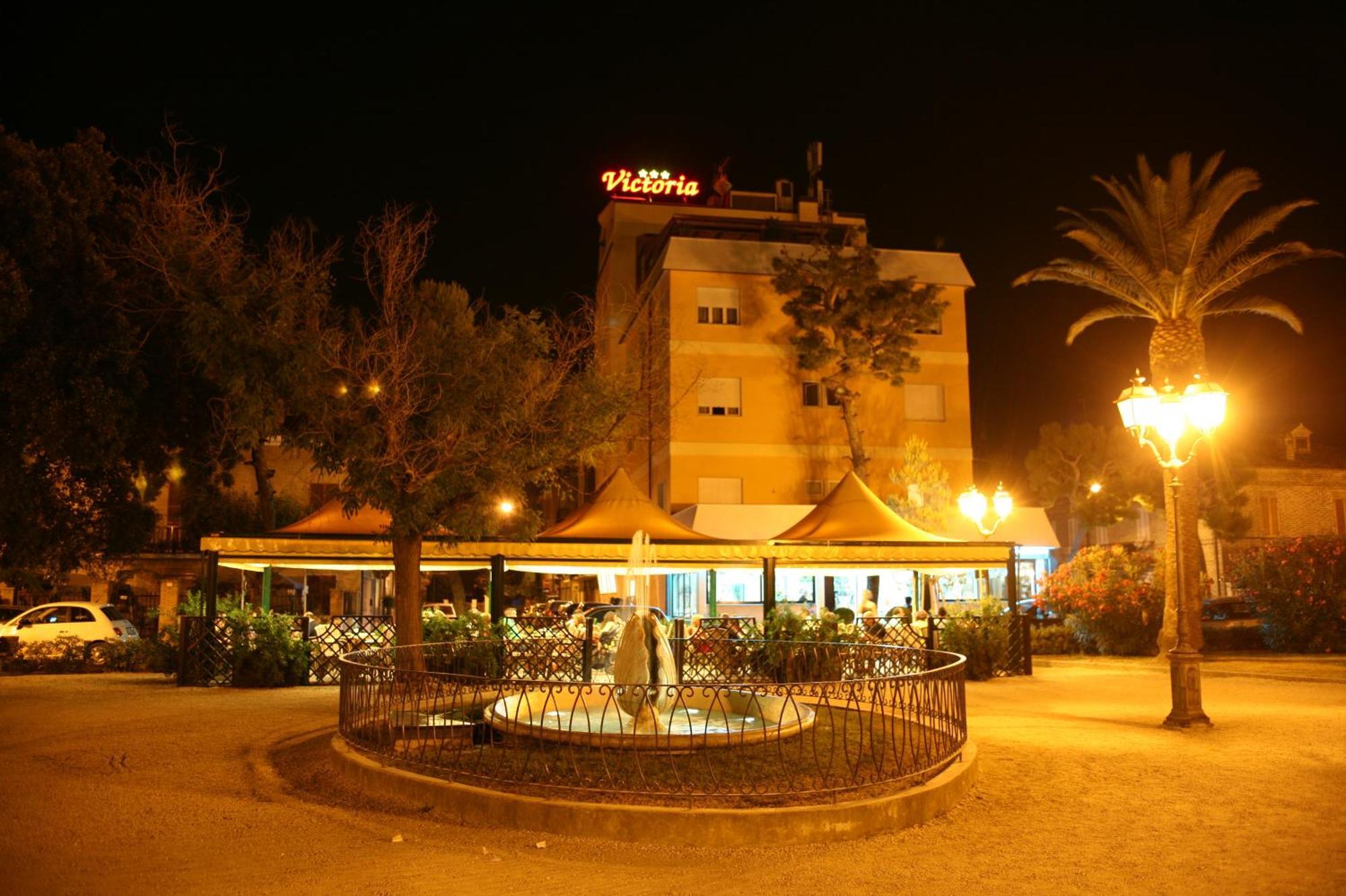 Hotel Victoria Porto San Giorgio Exteriör bild
