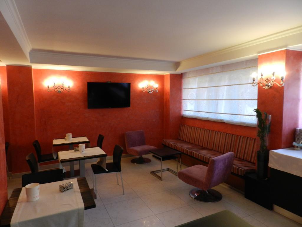 Hotel Victoria Porto San Giorgio Exteriör bild